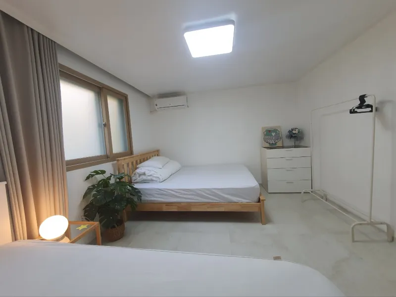 [Mapo, Seoul] Seoul Station Hongdae Sinchon House 3-Room 6-Person 10