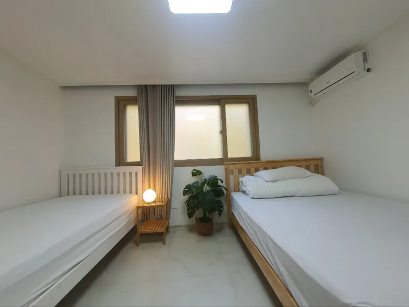 [Mapo, Seoul] Seoul Station Hongdae Sinchon House 3-Room 6-Person 9