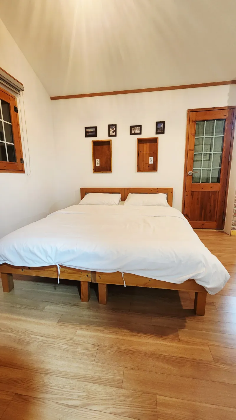 [Aewol, Jeju] Aewol Wooden House Detached (2-story) 2 Bedrooms, 2 Bathrooms, 2 Queens, 1 Single 16