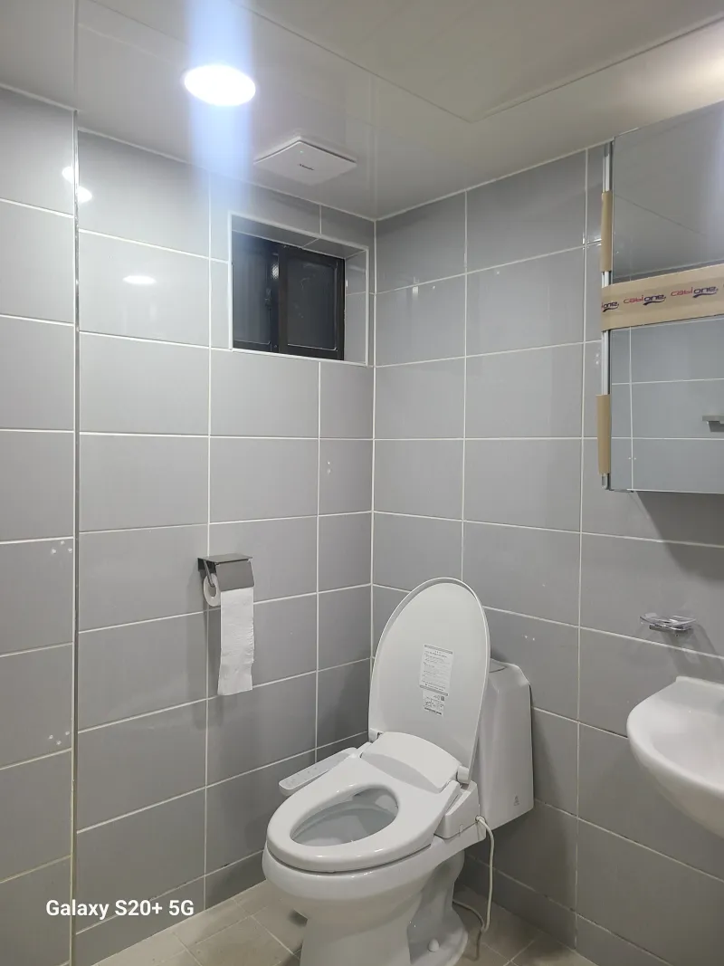 [Mapo, Seoul] Seoul Station Hongdae Sinchon House 3-Room 6-Person 21
