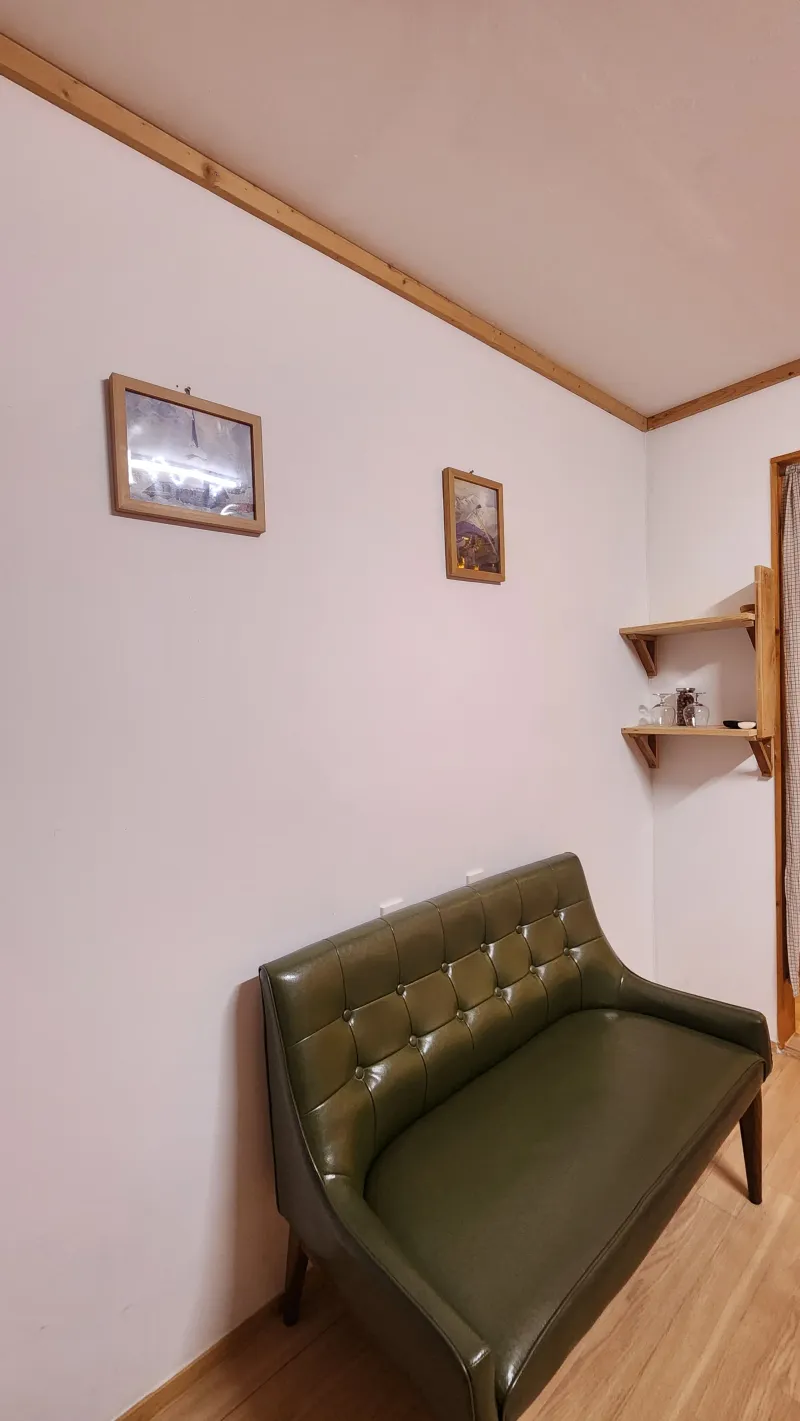 [Aewol, Jeju] Aewol Wooden House Detached (2-story) 2 Bedrooms, 2 Bathrooms, 2 Queens, 1 Single 8