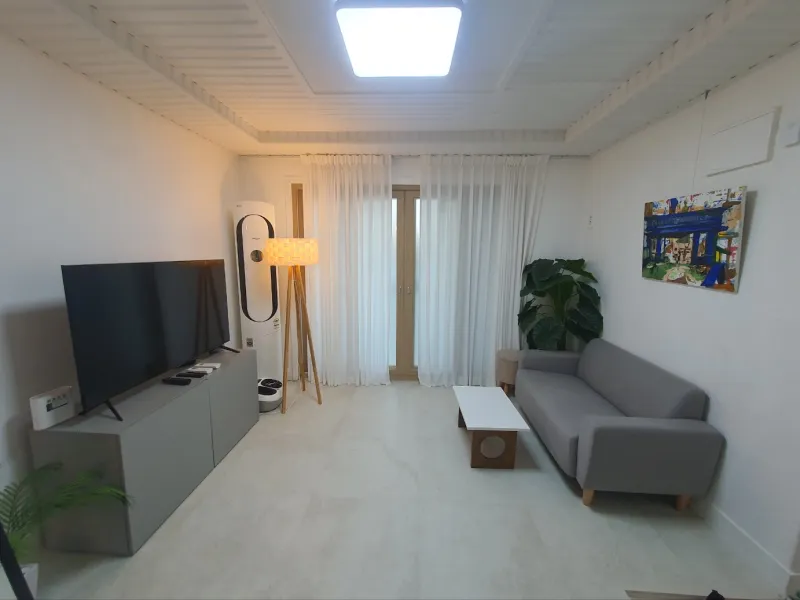 [Mapo, Seoul] Seoul Station Hongdae Sinchon House 3-Room 6-Person 23