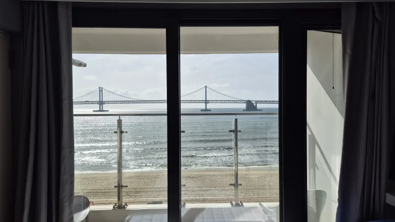 [Suyeong, Busan] Gwangalli Ocean View Fully Furnished / Oceanfront Studio 16