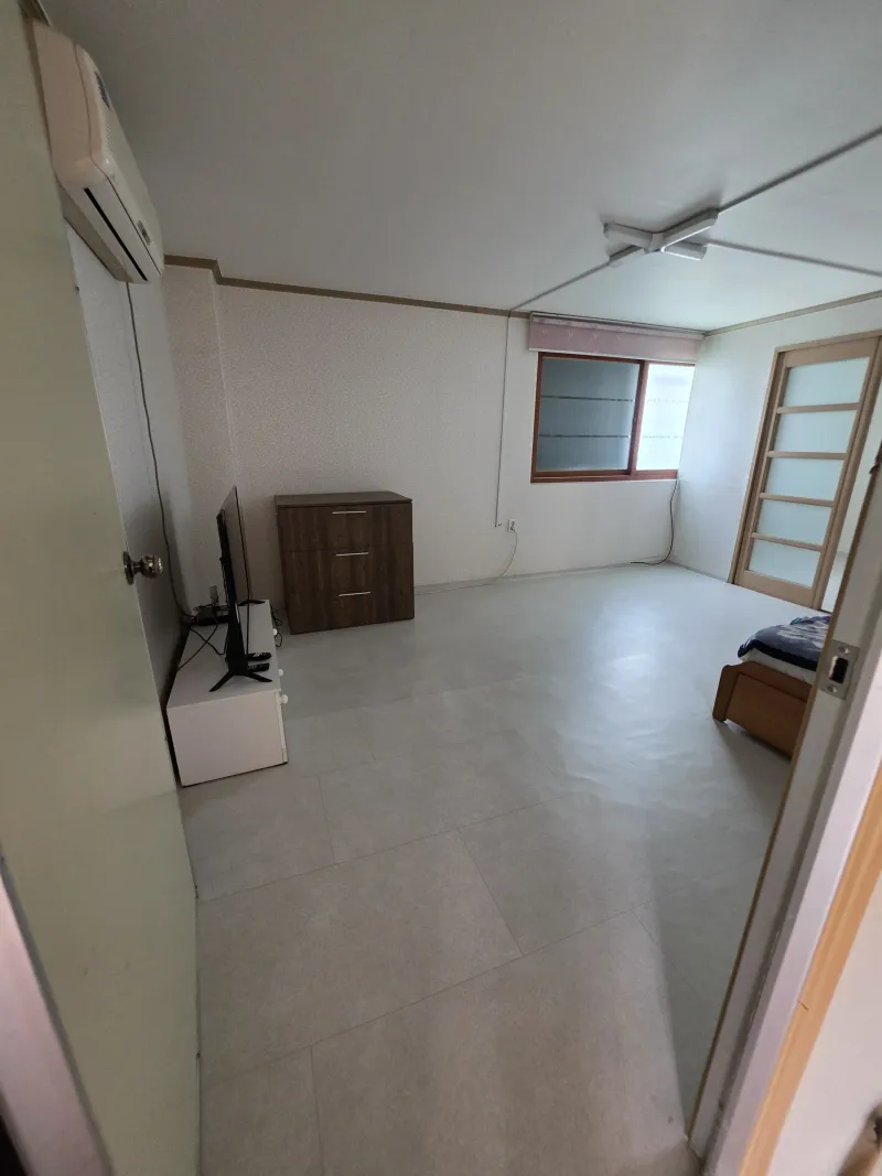 [Pohang] Large Accommodation / Large, Fully Furnished Two-Room Apartment, Near Jukdo Market/Yeongildae Beach, No Extra Charges 5