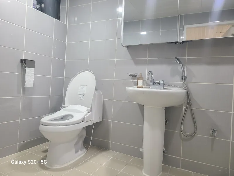 [Mapo, Seoul] Seoul Station Hongdae Sinchon House 3-Room 6-Person 22