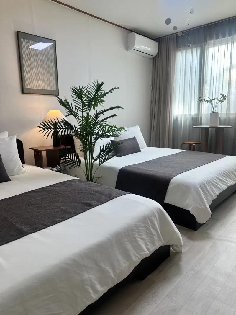 [Mapo, Seoul] 2nd floor of a detached house, 4-minute walk from Daeheung Station 3