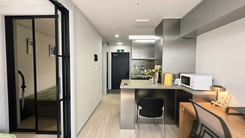 [Jongno, Seoul] Newly built, fully furnished, large room, 3 seconds from Dongmyo Station and 3 minutes from Dongdaemun 21