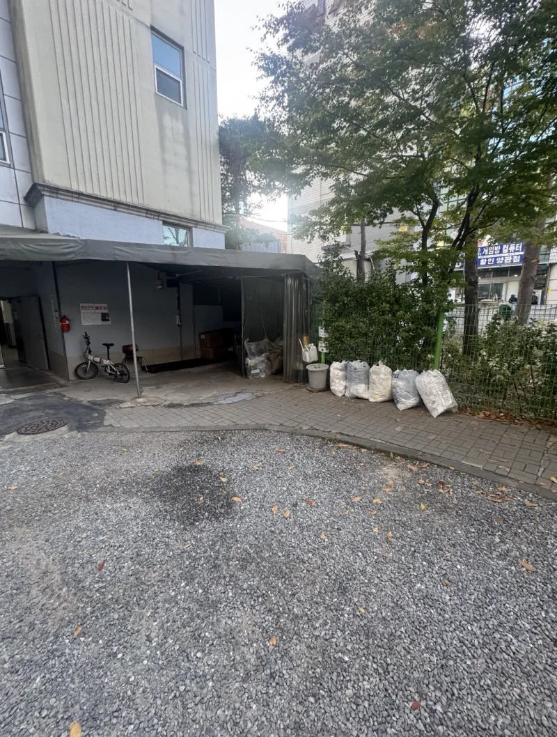[서울 용산] 용산역 도보 10분거리 역세권 풀옵션 쓰리룸 24