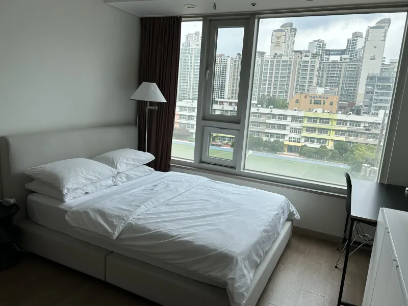 [서울 서초][강남역도보3분]완벽한위치와 뷰,갖춰진가구_모션데스크일&생활&병원&학업 12