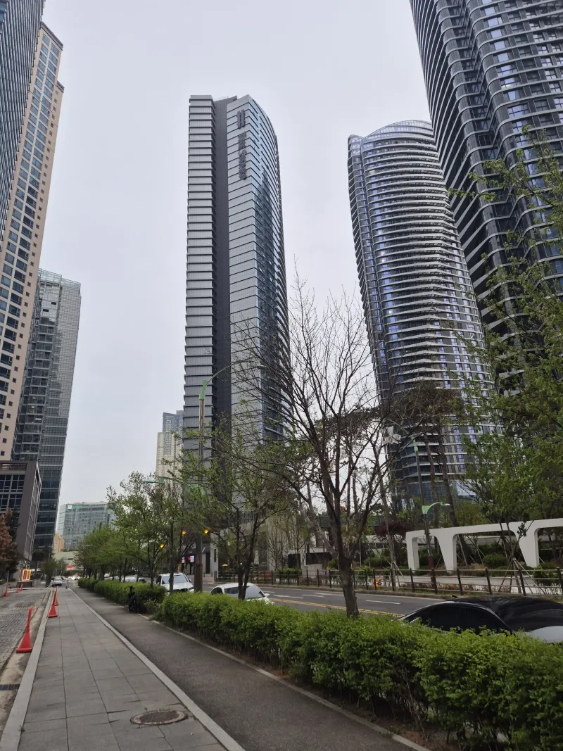 [Yeonsu, Incheon] Songdo Arc Bay Apartel 22