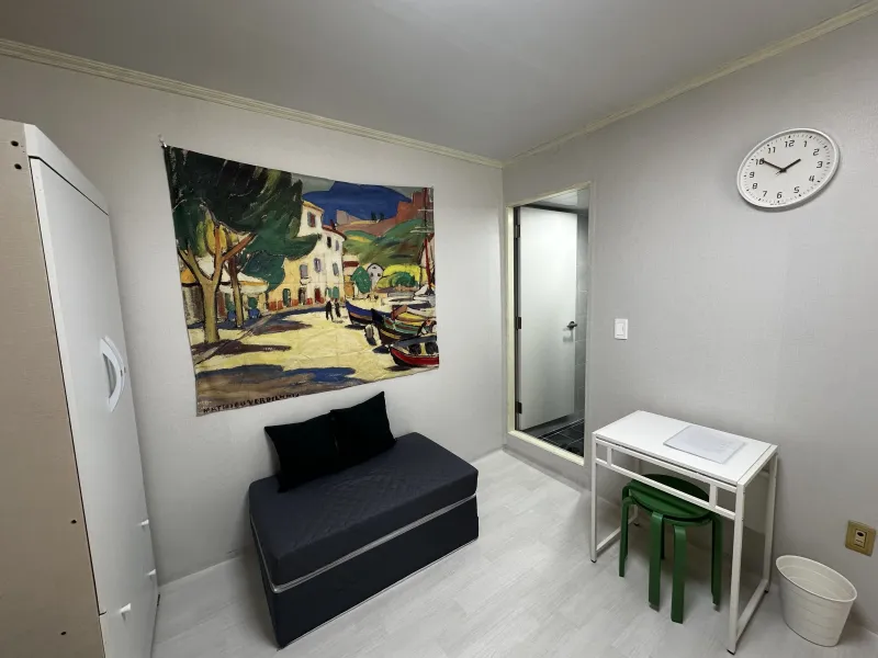 [Cheonan] 10-second walk from Bongmyeong Station, 2-minute walk from Soonchunhyang Hospital. A cozy and pretty room 6