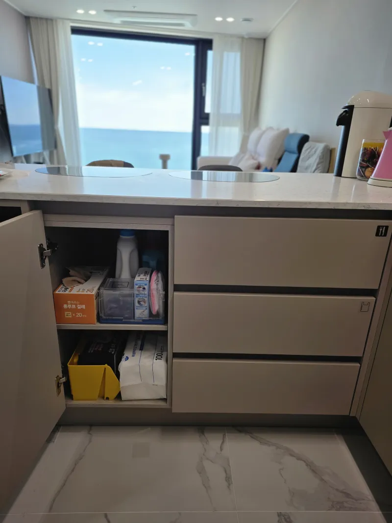 [Goseong][Goseong-gun, Gangwon-do] Workcation & Month-long Stay / 12th-floor Ocean View Stylish Accommodation 28