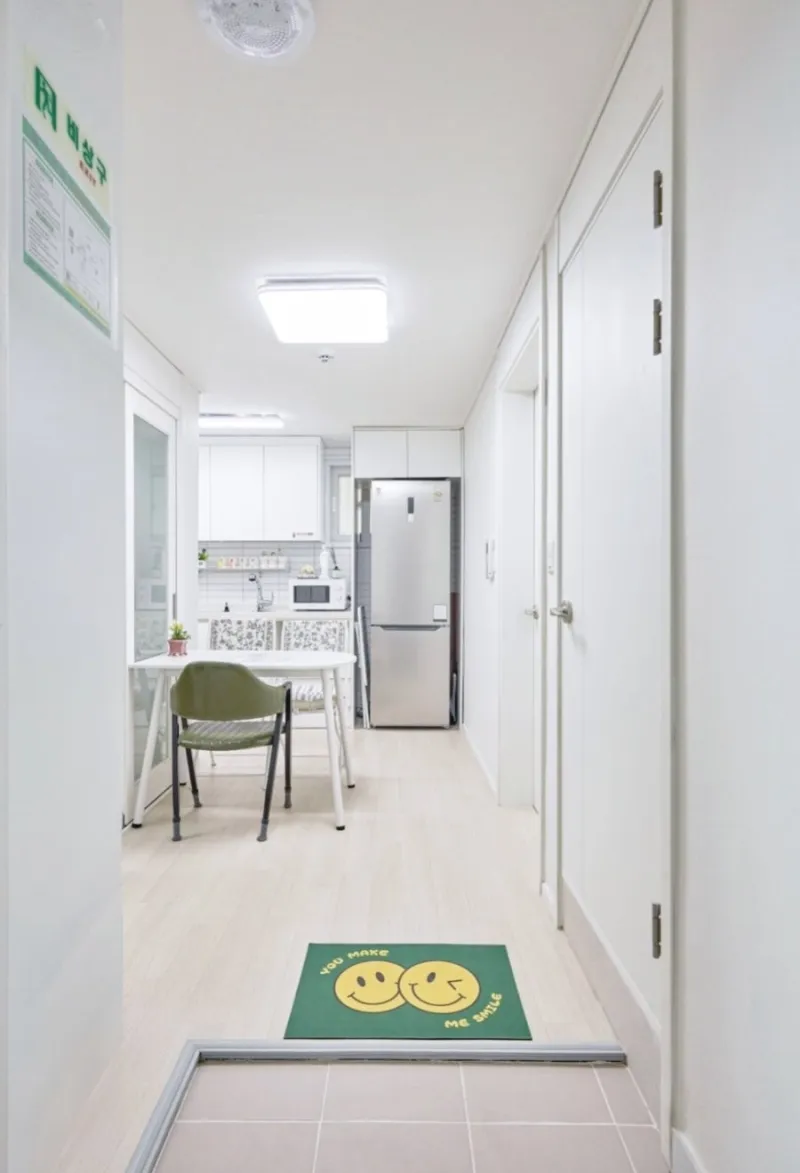 [Songpa, Seoul] Long-term Stay Discount / Songnidan-gil / 3 or more people / Seokchon Lake / Lotte World / Line 9 Songpa 10