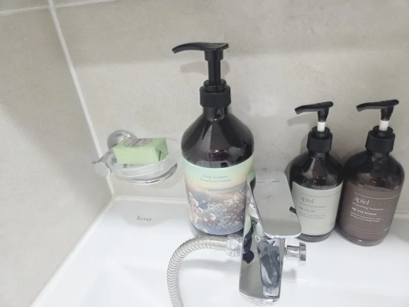 [Songpa, Seoul] Long-term Stay Discount / Songnidan-gil / 3 or more people / Seokchon Lake / Lotte World / Line 9 Songpa 36