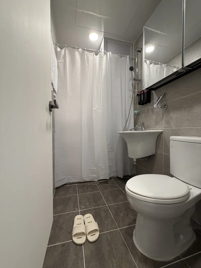 [Gwangjin, Seoul] 7-minute walk from Konkuk Univ. Station, Seongsu-dong, Two-Room Detached House, Fully Furnished 21