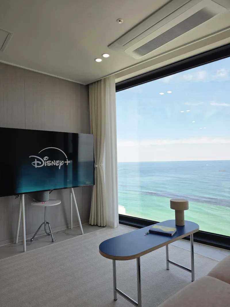 [Goseong][Goseong-gun, Gangwon-do] Workcation & Month-long Stay / 12th-floor Ocean View Stylish Accommodation 47