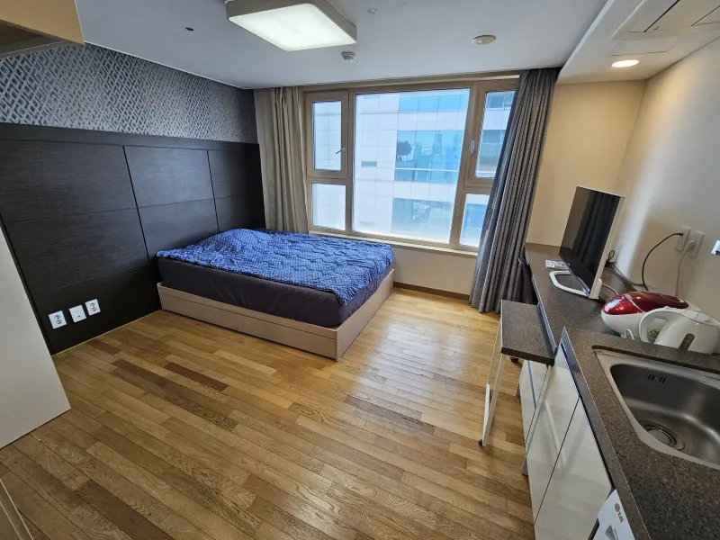 [Songpa, Seoul] 5-minute walk from Jamsil Sports Complex, Jamsil Saenae Hotspot Officetel 2