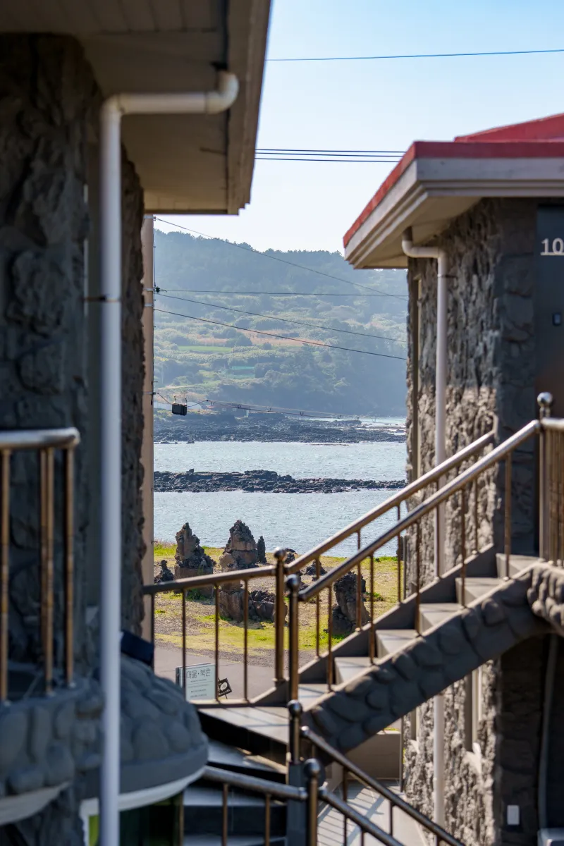 [Jocheon, Jeju][Jeju Jocheon Room 302] Quiet private house with ocean view in Bukchon 11