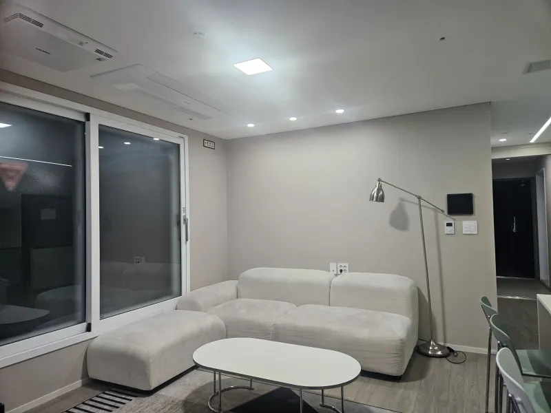 [Dongjak, Seoul] 10 minutes from Sindaebang Samgeori Station 14