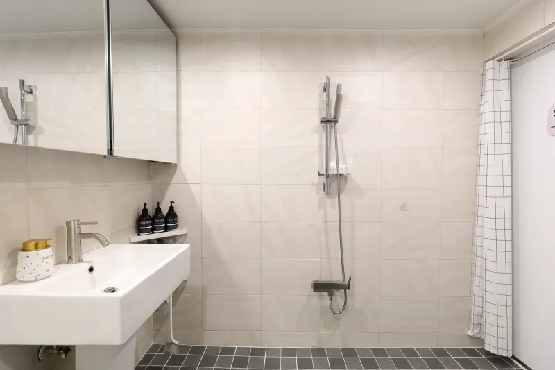 [서울 관악] 27평 4룸 샤로수길 도보 5분 15