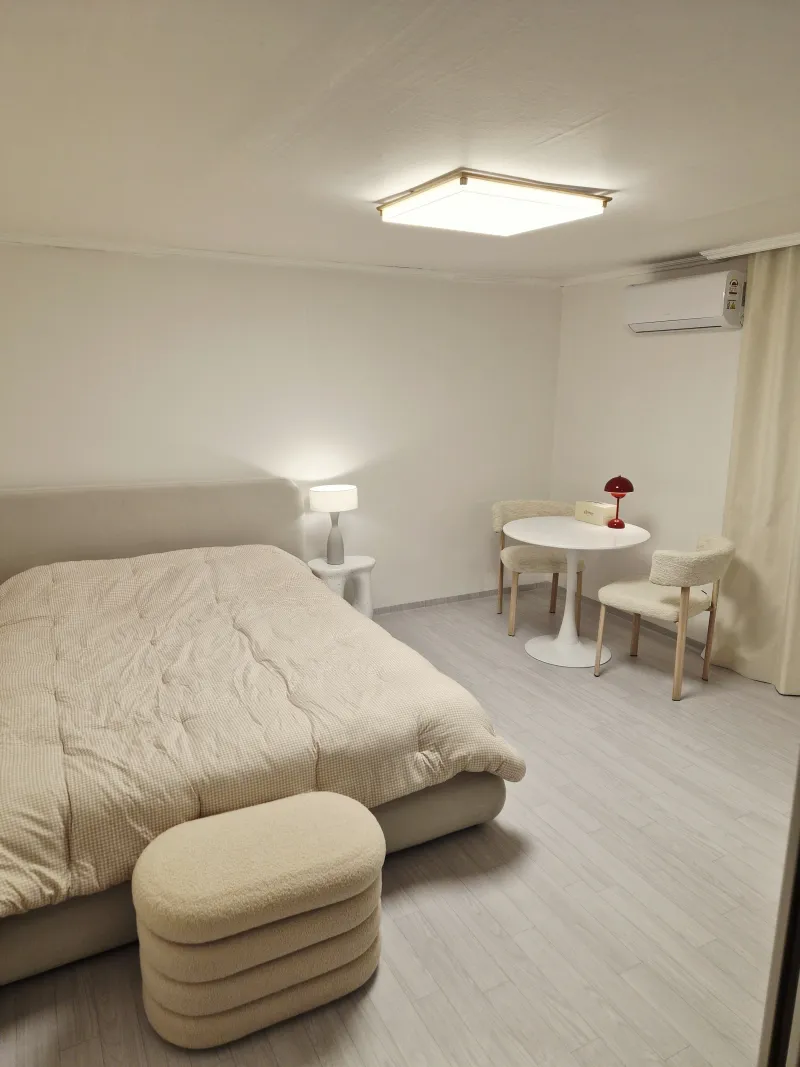 [Gangnam, Seoul] Studio apartment 7 minutes from Sinsa Station 3