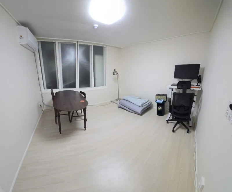[Donghae] Ocean view apartment, 10-minute walk to the beach. Sunrise view from the living room. 2