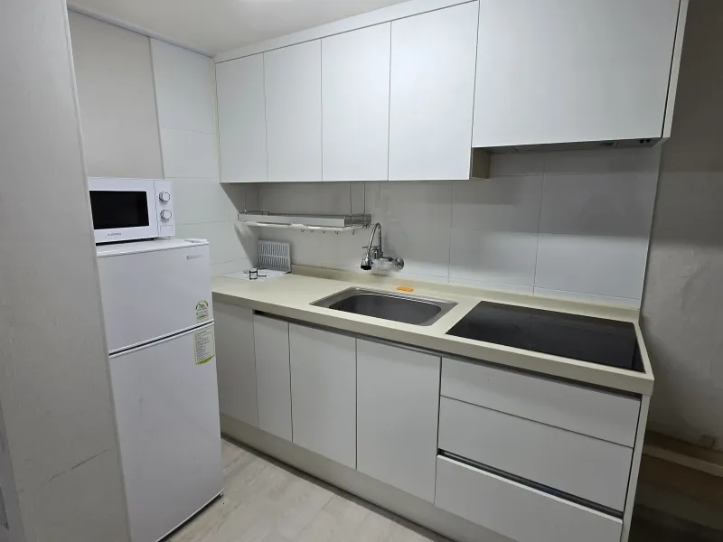 [Gangnam, Seoul] 103 Studio Apartments in a quiet residential area, 5 minutes from Samsung Seoul Hospital 2