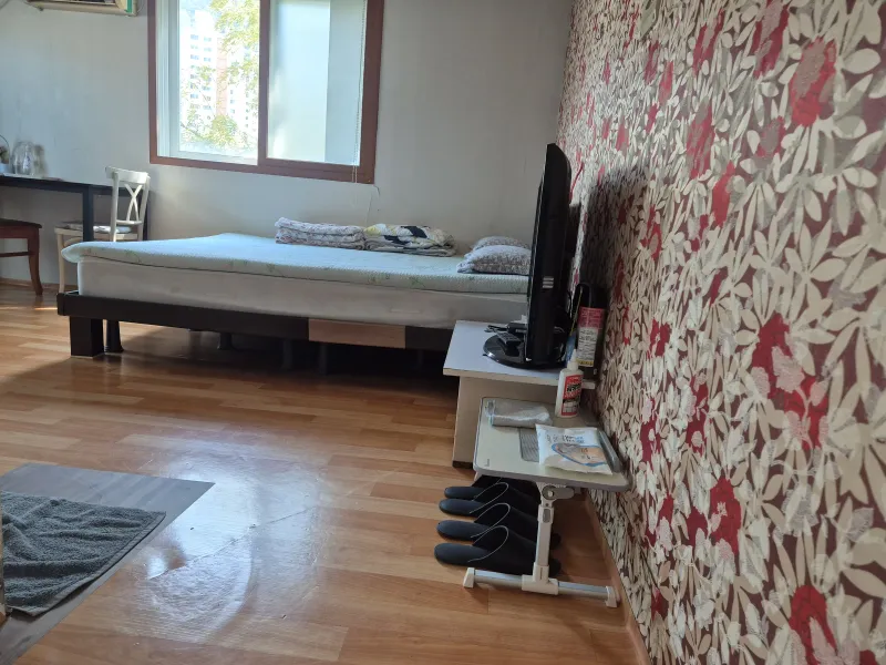 [Suyeong, Busan] Ace 3rd floor, 3rd unit, one-room apartment, 4 minutes from Baesan Station 5