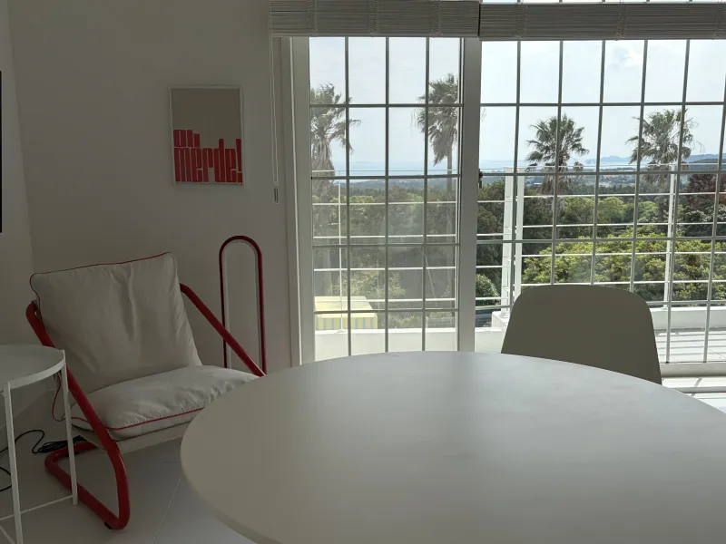 [Saekdal-dong, Seogwipo] South-facing floor-to-ceiling windows with ocean view, convenient location for travel, Building A, 3rd floor studio 15