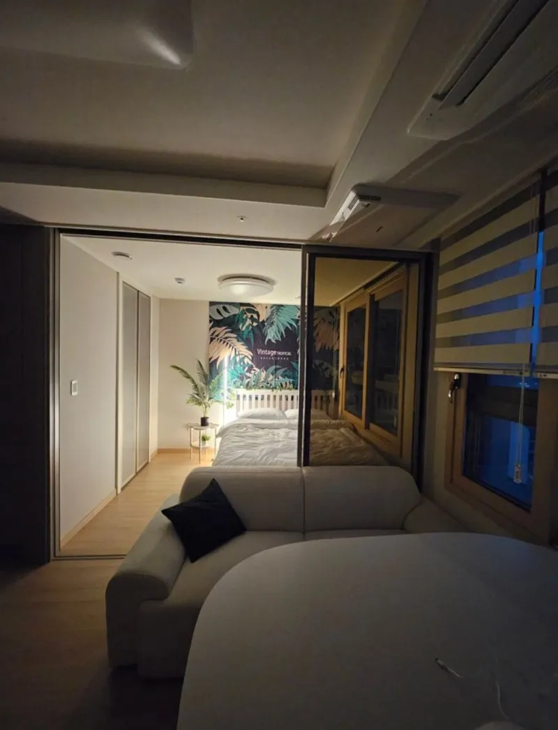 [Hwaseong][Hwaseong-si, Gyeonggi-do] Newly built 1.5-room fully furnished, 3-minute walk from Byeongjeom Station 13