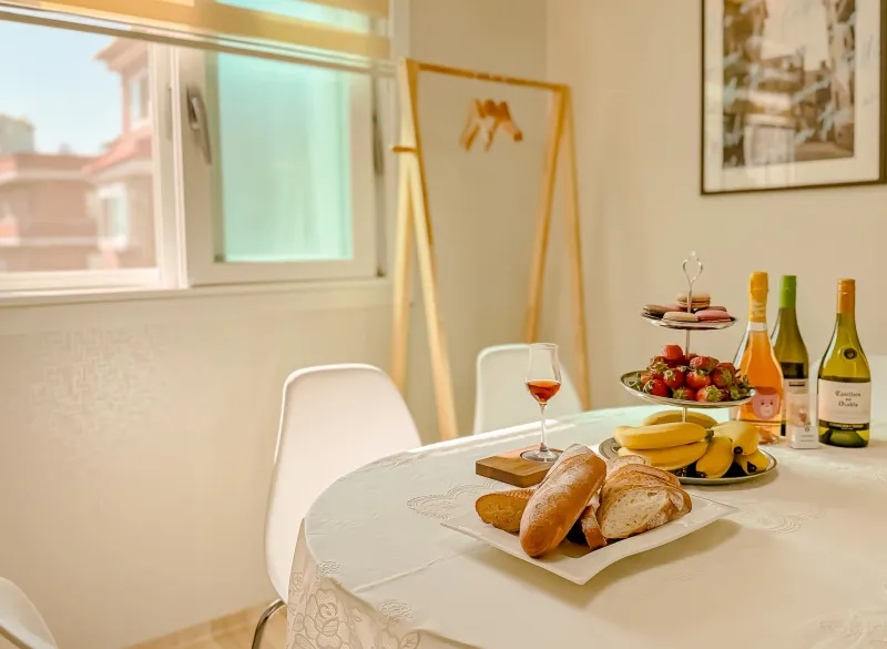 [Mapo, Seoul] 1-minute walk from Gwangheungchang Station, 10 minutes to Hongdae, Hapjeong, and Mangwon, 3 minutes to Itaewon and Yeouido 23