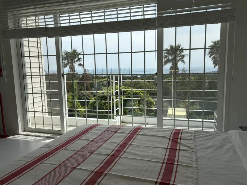 [Saekdal-dong, Seogwipo] South-facing floor-to-ceiling windows with ocean view, convenient location for travel, Building A, 3rd floor studio 6