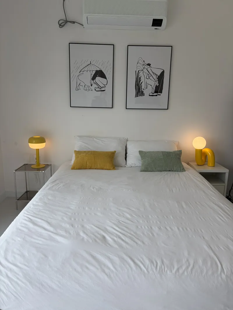[Saekdal-dong, Seogwipo] South-facing floor-to-ceiling windows with ocean view, fenced dog playground, Building B, 3rd floor studio 4