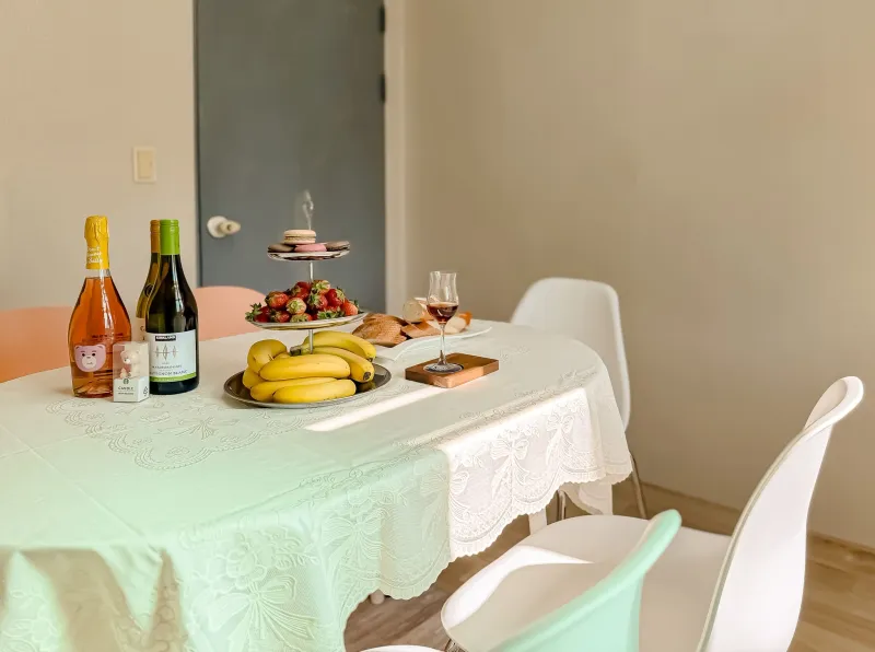 [Mapo, Seoul] 1-minute walk from Gwangheungchang Station, 10 minutes to Hongdae, Hapjeong, and Mangwon, 3 minutes to Itaewon and Yeouido 21