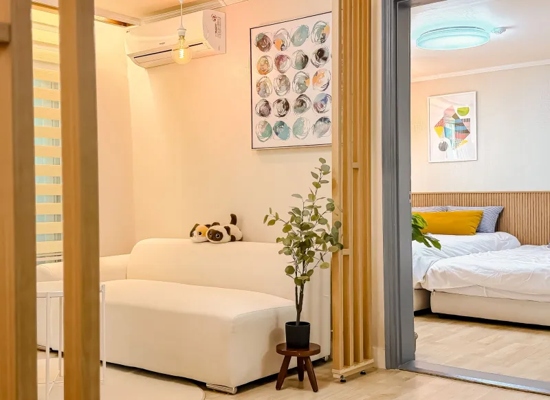 [Mapo, Seoul] 1-minute walk from Gwangheungchang Station, 10 minutes to Hongdae, Hapjeong, and Mangwon, 3 minutes to Itaewon and Yeouido 40