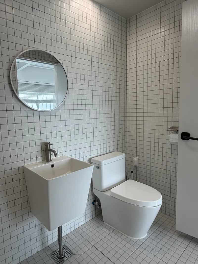 [Saekdal-dong, Seogwipo] South-facing floor-to-ceiling windows with ocean view, fenced dog playground, Building B, 3rd floor studio 10