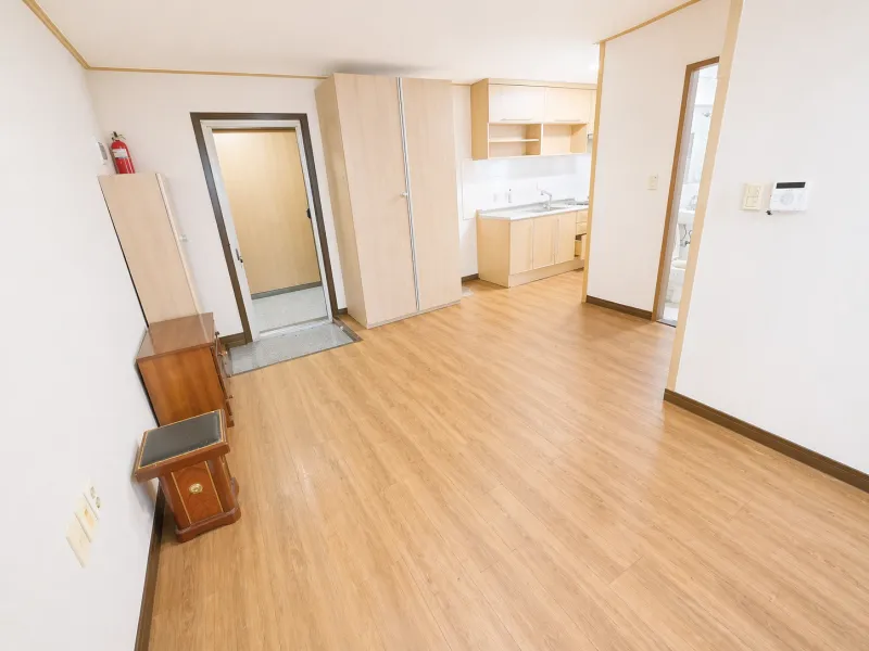 [Pohang] 1 [Pohang, Gyeongbuk] Large 1.5-room fully furnished, accommodating multiple people, Yeongildae 12
