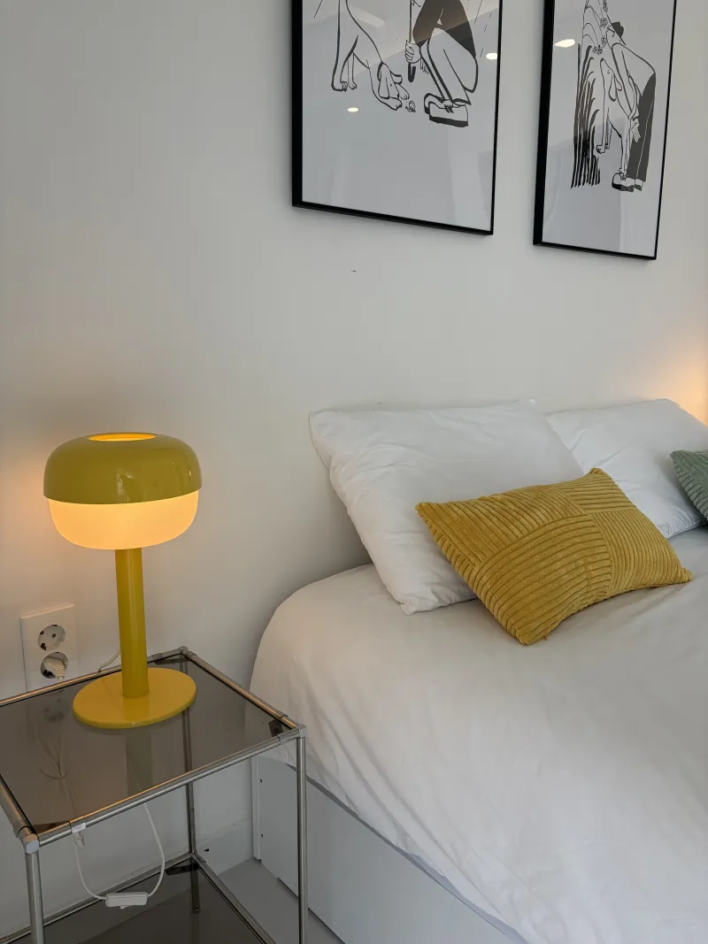 [Saekdal-dong, Seogwipo] South-facing floor-to-ceiling windows with ocean view, fenced dog playground, Building B, 3rd floor studio 5