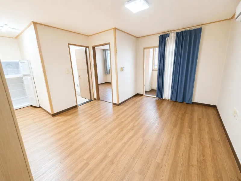 [Pohang] 1 [Pohang, Gyeongbuk] Large 1.5-room fully furnished, accommodating multiple people, Yeongildae 14