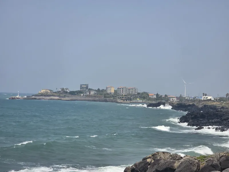 [Hangyeong, Jeju] Private house with ocean view, spacious garden, and neat interior in a quiet seaside village on the west 109