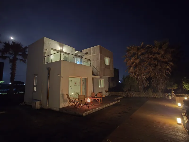 [Hangyeong, Jeju] Private house with ocean view, spacious garden, and neat interior in a quiet seaside village on the west 66