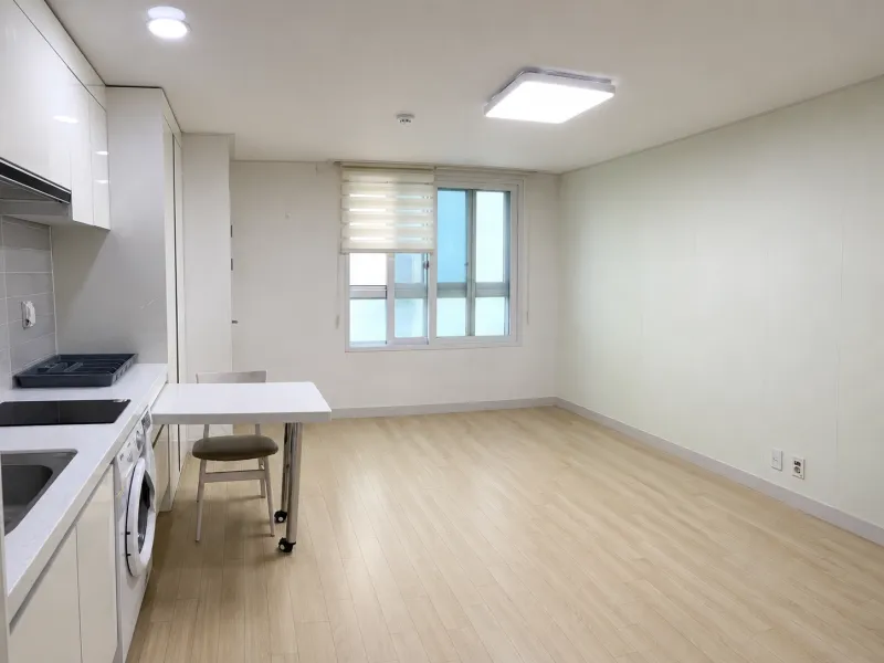 [Yongin] Giheung-gu Officetel, 1-minute walk from Chodang Station, close to Severance and Everland 3