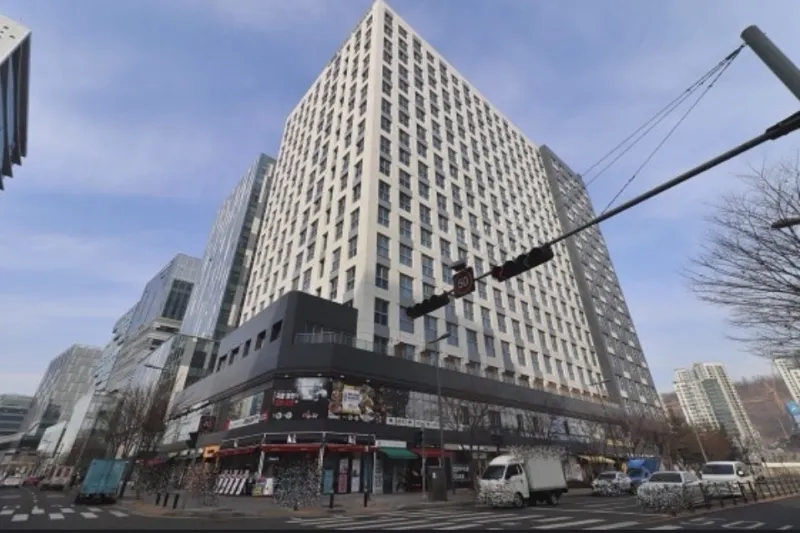 [Mapo, Seoul] Hongik University Commute Area / On-site Security / Max 5 People / Long-term Stays Welcome / Fully Furnished 19