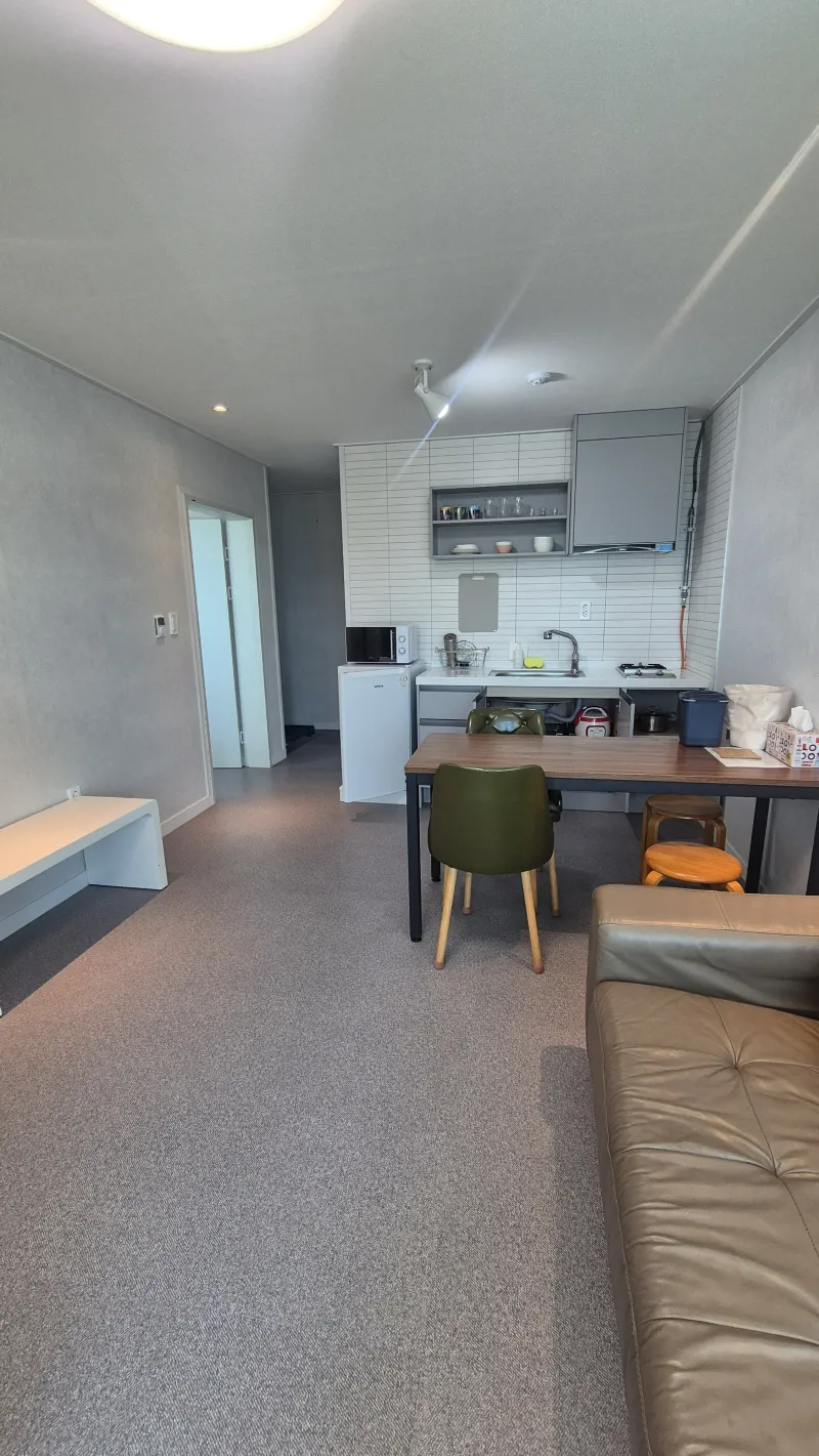 [Bomok-dong, Seogwipo] Bomok Ocean View Room 204 #JeongbangWaterfall #CheonjiyeonWaterfall #Saeyeongyo 6
