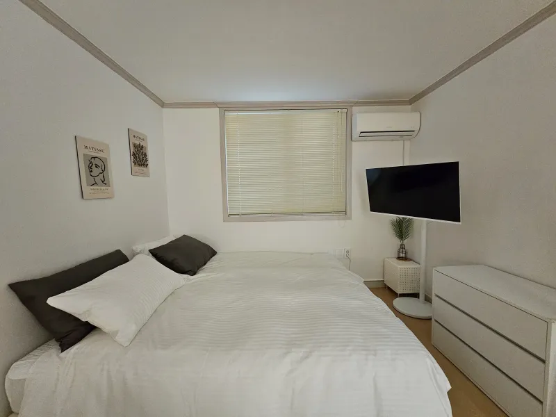 [Mapo, Seoul] 5 minutes from Hongik University, separate kitchen, neat studio 22
