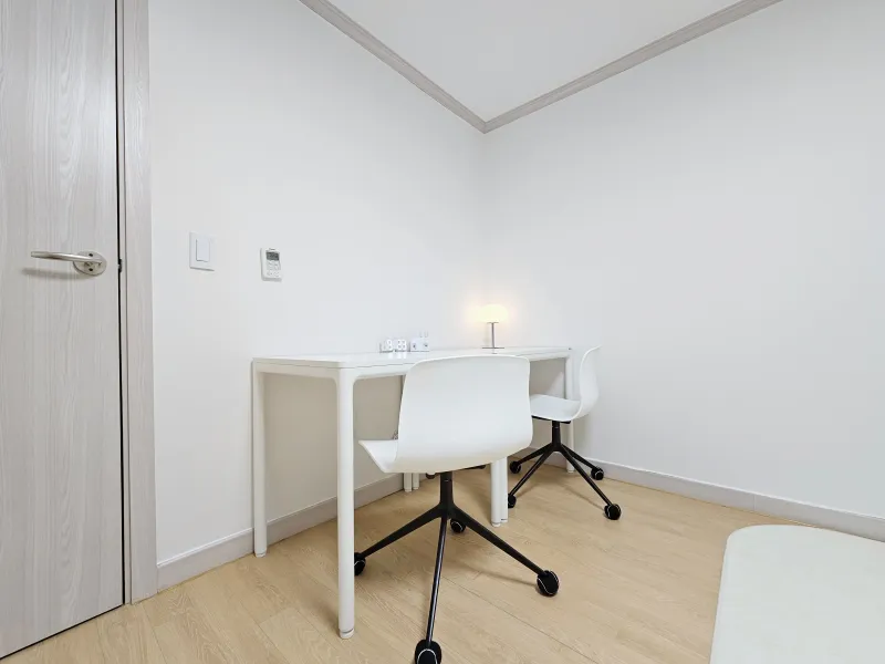 [Mapo, Seoul] 5 minutes from Hongik University, separate kitchen, neat studio 4