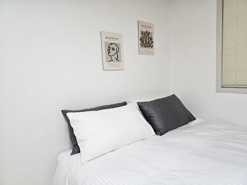 [Mapo, Seoul] 5 minutes from Hongik University, separate kitchen, neat studio 8