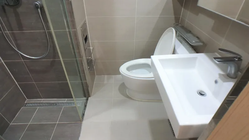 [서울 강남] 신논현역에서 도보 5분거리 대로변 오피스텔 11