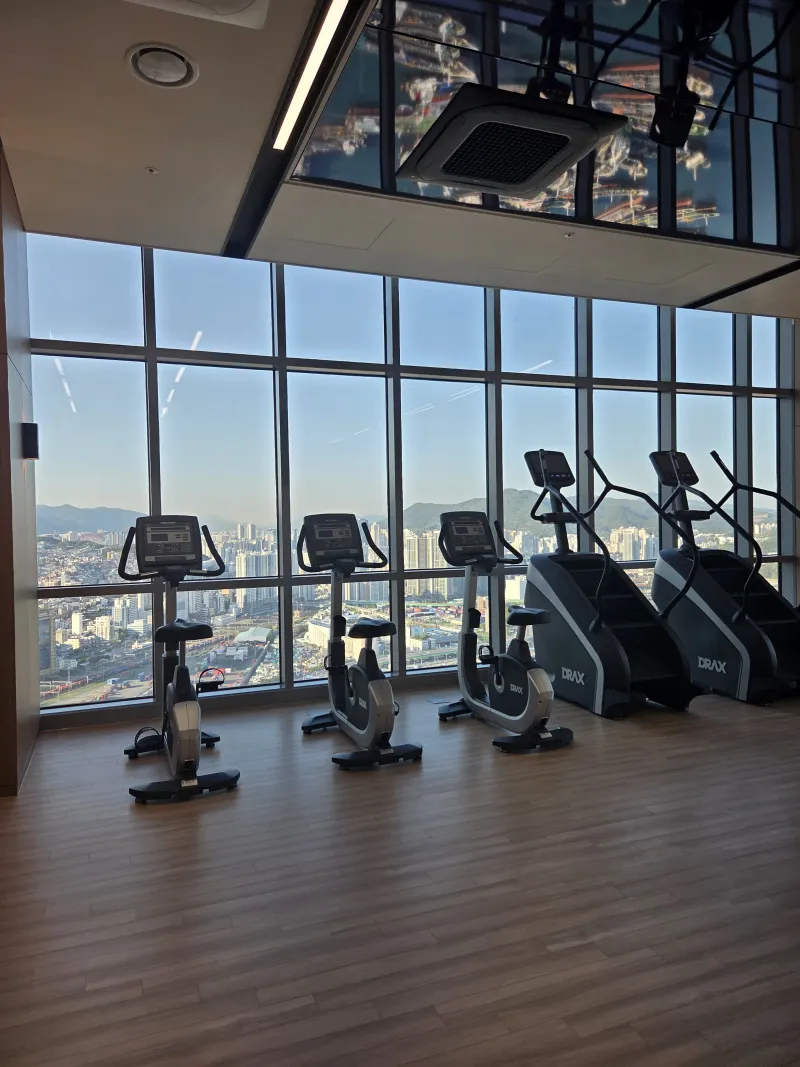 [Dong-gu, Busan] 53rd Floor City View, 10 Minutes from Busan Station, 3 Minutes from Busan Port 17