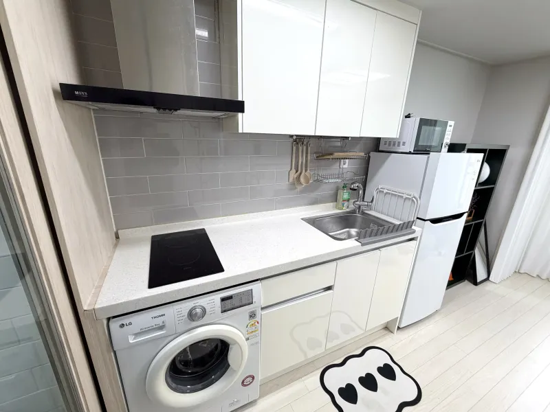 [Mapo, Seoul] 5 minutes from Sogang University/Yonsei University/Ewha Womans Univ. Station 9